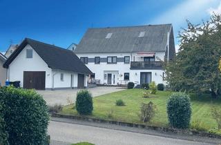 Haus kaufen in 56869 Mastershausen, Zweifamilienhaus + Ferienhaus + Baugrundstück Investition mit Herz und Wachstumspotential