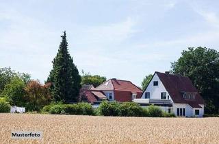 Anlageobjekt in Heuchelbergstraße xxx, 74363 Güglingen, 2-Familienhaus nebst Garage - provisionsfrei