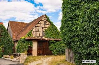 Anlageobjekt in Am Brunnen xxx, 07426 Dröbischau, 2-Familienhaus mit Doppelgarage