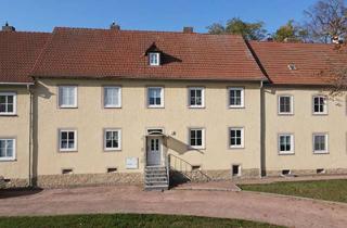 Wohnung kaufen in 06246 Bad Lauchstädt, Ihr neues Zuhause: Charmante 2-Zimmer-Eigentumswohnung in idyllischer Lage von Bad Lauchstädt