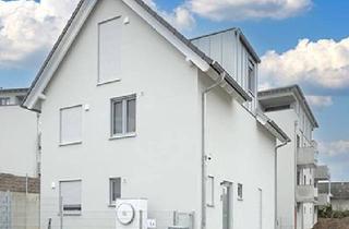 Einfamilienhaus kaufen in 67691 Hochspeyer, Hochspeyer - Neubau: Freistehendes Energieeffizienzhaus mit moderner Luft-Wasser-Wärmepumpe, Fußbodenheizung & Keller mit ca. 54 m²