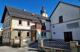 Haus kaufen in 96184 Rentweinsdorf, Rentweinsdorf - Modernisiertes 1-2 Familien-Wohnhaus mit Nebengebäude, Garage und Garten in zentraler Lage von Rentweinsdorf