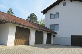 Haus kaufen in 84048 Mainburg, Mainburg - Zweifamilienhaus mit großen 4 12-Zimmer-Wohnungen in zentrumsnaher Lage von Mainburg