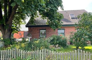 Einfamilienhaus kaufen in 25785 Sarzbüttel, Sarzbüttel - Einfamilienhaus mit Gästehaus in ruhiger Lage mit vielfältigen Extras