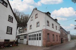 Haus kaufen in 67468 Frankeneck, Frankeneck - Wohnglück schaffen in Frankeneck: EFH mit 2 LKW Garagen und großem Parkplatz