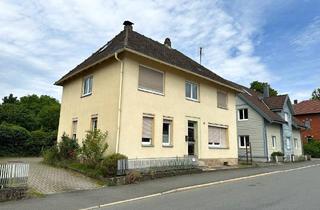 Mehrfamilienhaus kaufen in 96450 Coburg, Coburg / Neuses - Vermietetes Mehrfamilienhaus mit 4 Wohneinheiten, Garten, zusätzlichen Bauplatz und PKW-Stellplätzen