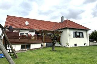 Haus kaufen in 91602 Dürrwangen, Dürrwangen - Top gepflegtes Zweifamilienhaus in Dürrwangen