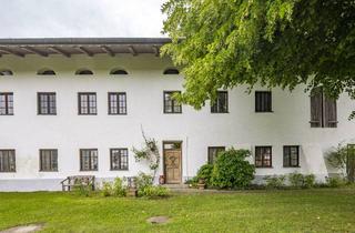 Bauernhaus kaufen in 83370 Seeon, Seeon-Seebruck - Landhaus mit Infinity Pool mit Bergblick