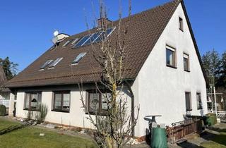 Haus kaufen in 91596 Burk, Burk - 3-Familienhaus mit Doppelgarage