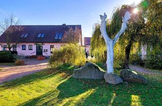 Haus kaufen in 17291 Nordwestuckermark, Nordwestuckermark / Naugarten - 2 große Häuser auf großem Grundstück am Naugartener See im Naturpark Uckermärkische Seen