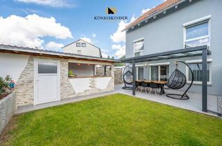 Haus kaufen in 72800 Eningen, Eningen unter Achalm - Modernes Reihenendhaus mit toller Outdoorküche und Garage in Eningen unter Achalm