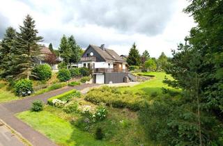 Haus kaufen in 54611 Hallschlag, Hallschlag - Ruhig gelegenes, freistehendes Haus mit überdachter Terrasse, Balkon, Garten und Garage in Hallschlag