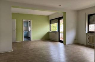 Wohnung kaufen in Dr.-Prior-Straße 61, 66763 Dillingen, Gut aufgeteilte 3 ZKB Wohnung mit Balkon in schöner Lage von Dillingen