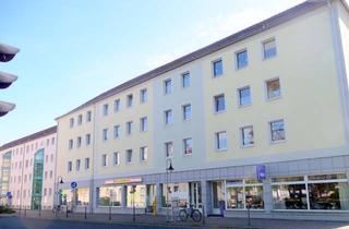 Wohnung mieten in Zinzendorfplatz 12, 02906 Niesky, Großzügige 1-Zimmerwohnung im 1.Obergeschoss mit Balkon zu mieten!