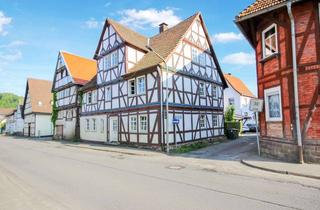 Haus kaufen in 34385 Bad Karlshafen, Denkmalgeschütztes Wohnhaus in Helmarshausen...