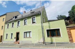 Haus kaufen in 95100 Selb, ***Optimal wohnen im Stadthaus mit Anliegerwohnung in Selb***