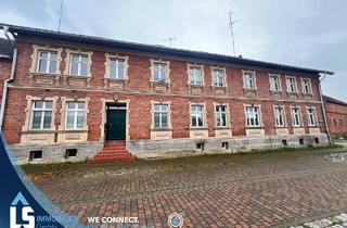 Mehrfamilienhaus kaufen in 39576 Stendal, Stendal - Vierseitenhof mit 5 WE und Garagen in Heeren