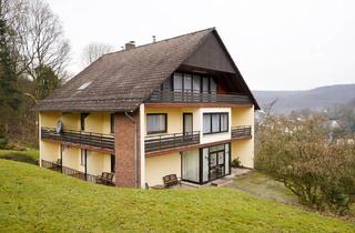 Haus kaufen in 34385 Bad Karlshafen, Bad Karlshafen - Liegenschaft mit traumhaftem Blick über das Diemeltal