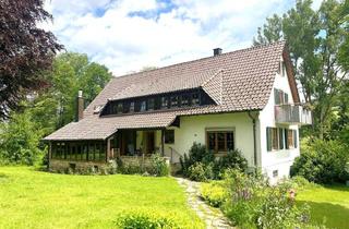 Haus kaufen in 78607 Talheim, Talheim - Tolles Zweifamilienhaus mit viel Fläche für Ihre Pferde!