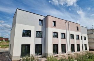 Reihenhaus kaufen in 63456 Hanau, Hanau-Steinheim - Haus des Monats - inkl. 10.000,- ? Küchengutschein! 6-Zimmer Reihenhaus mit Dachterrasse & Garten!