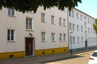 Wohnung mieten in Burgstraße 39, 17389 Anklam, 2 Raum Altbauwohnung in zentraler Lage