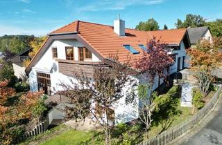 Villa kaufen in 95445 Roter Hügel, Sie lieben das Besondere? Beeindruckende Villa mit neuem Dach (Aufdachdämmung) & Hybrid-Heizung!