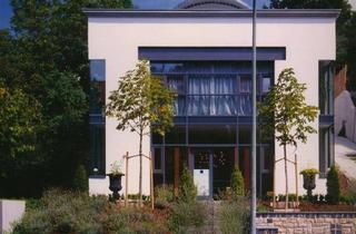 Villa kaufen in 97074 Würzburg, Architektenvilla im Würzburger Frauenland