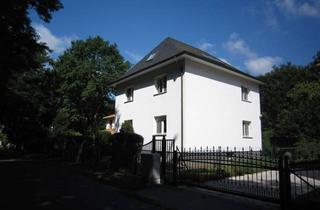 Haus mieten in Am Sandkrug 11, 16548 Glienicke, Direkt an der Stadtgrenze: Haus mit 2 Wohnungen und großem Garten