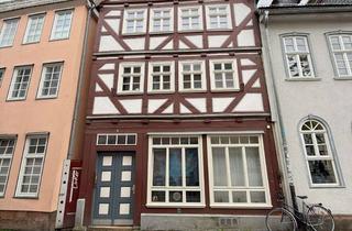 Anlageobjekt in Weidenhäuser Strasse, 35037 Marburg, Weidenhäuser Straße historisches Fachwerkhaus mit 4 Wohneinheiten