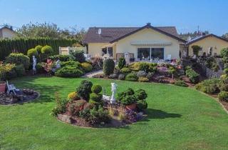 Haus kaufen in 56593 Horhausen, Bungalow mit traumhafter Aussicht und großem Garten in ruhiger Lage Nähe A3