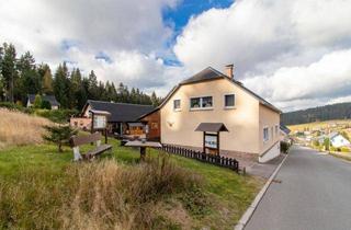 Einfamilienhaus kaufen in 08309 Eibenstock, Einfamilienhaus mit 2 Einliegerwohnungen und 2 Ferienhäusern in Carlsfeld