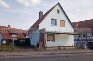 Haus kaufen in 37276 Meinhard, Leerstehendes EFH mit zwei Wohneinheiten und Garage in Meinhard!*Provisionsfrei*