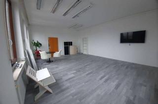 Büro zu mieten in 86551 Aichach, Schöne und helle Bürofläche von 75,0 m2 in Aichach zu vermieten.