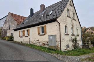 Haus kaufen in 97340 Marktbreit, Marktbreit - Einfamilienwohnhaus mit Nebengebäude