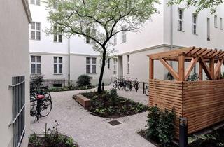 Wohnung kaufen in Duisburger Straße 13, 10707 Wilmersdorf, Kapitalanlage am Kurfürstendamm: vermietete 2-Zimmer-Wohnung mit Balkon.