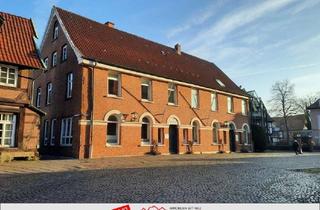 Wohnung mieten in 31582 Nienburg, Geräumige Wohnung direkt am Kirchplatz!Auch als WG geeignet!