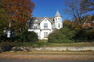 Villa kaufen in 22587 Blankenese, Sie war die Erste – Jugendstilvilla in historischer Straße in Blankenese, erbaut um 1890