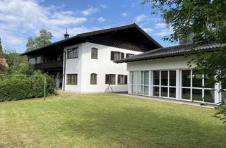 Villa kaufen in 83339 Chieming, TOP LAGE - Elegante Landhausvilla mit sep. SPA-Bereich, wenige Meter v. Chiemsee, mit Geschichte