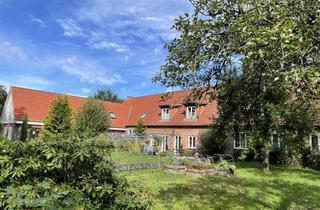 Mehrfamilienhaus kaufen in 24802 Emkendorf, NEUER PREIS ! Vermietetes Mehrfamilienhaus mit 4 Wohnungen und viel Platz in der Tenne in Bokelholm