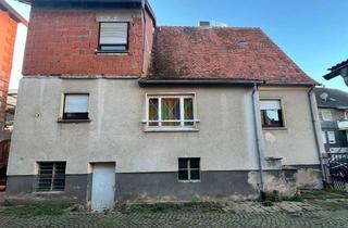 Haus kaufen in 63579 Freigericht, **Renovierungsbedürftiges Wohnhaus (Sondereigentum) in Freigericht (Dorfkern) mit großer Terrasse**