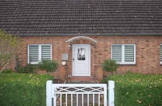 Einfamilienhaus kaufen in Bahnhofstraße 10, 19288 Lüblow, Einfamilienhaus mit Nebengelass auf großem Grundstück in Lüblow