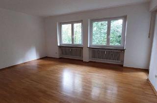 Wohnung mieten in 96317 Kronach, Geräumige, lichtdurchflutete, gut geschnittene 4 Zi.Wohnung (1. OG) mit Balkon von privat