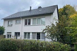 Einfamilienhaus kaufen in Feld Str 24, 40699 Erkrath, Geräumiges, günstiges und vollst. renoviertes 8-Raum-Einfamilienhaus mit geh. Innenausstattung