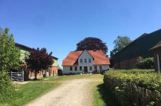 Bauernhaus kaufen in 22359 Hamburg, Hamburg - Resthof (Dreiseitig) mit 2,5 ha Land zum VerkaufAnzahlg mögl.