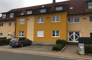 Wohnung kaufen in 91459 Markt Erlbach, Von Privat: 3-Zimmer-Wohnung mit Balkon, Garage, Stellplatz, Keller!