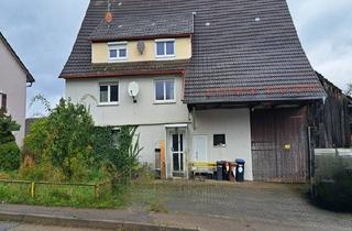 Haus kaufen in 72178 Waldachtal, Großes Grundstück mitten in Salzstetten mit sanierungsbedürftigem Haus und Scheune