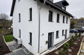 Haus mieten in Meigener Straße 121, 42651 Solingen-Mitte, Erstbezug: Schöne 5-Zimmer-Doppelhaushälfte in SG-Meigen