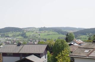 Haus kaufen in 94209 Regen, Regen - Sofort frei! Renoviertes RMH mit Garten und Garage, in Top Wohnlage von Regen, Bayerischer Wald