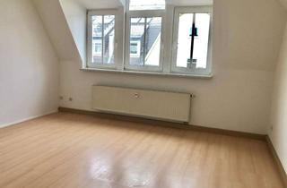 Wohnung mieten in Trockentalstraße 78, 08527 Neundorf, Helle und geräumige 3-Zimmer-Dachgeschosswohnung in Plauen, frisch renoviert