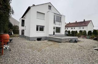 Mehrfamilienhaus kaufen in 89250 Senden, Geräumiges und modernisiertes Mehrfamilienhaus in Senden